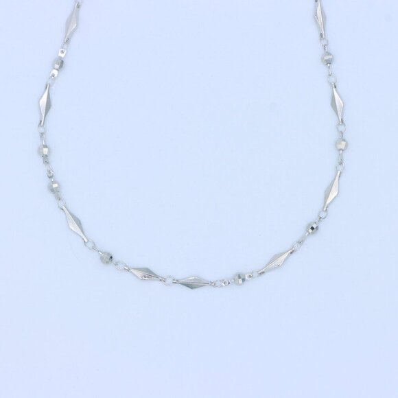 Delicate & Contemporary Necklace Chain, A Lovely Choice for Women, EVCH1672 - Picture 10 of 10